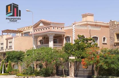 Villa - 7 Bedrooms - 6 Bathrooms for sale in Jeera - 13th District - Sheikh Zayed City - Giza