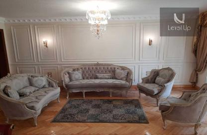 Apartment - 3 Bedrooms - 2 Bathrooms for sale in Stone Residence - 5th Settlement Compounds - The 5th Settlement - New Cairo City - Cairo