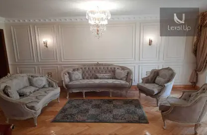 Apartment - 3 Bedrooms - 2 Bathrooms for sale in Stone Residence - 5th Settlement Compounds - The 5th Settlement - New Cairo City - Cairo