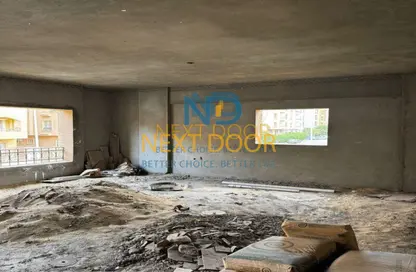 Apartment - 3 Bedrooms - 3 Bathrooms for sale in Al Gezira St. - South Investors Area - New Cairo City - Cairo