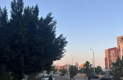 شقة - 3 غرف نوم - 3 حمامات للبيع في المجاورة الثانية - الحي الثاني شرق - مدينة الشروق - القاهرة