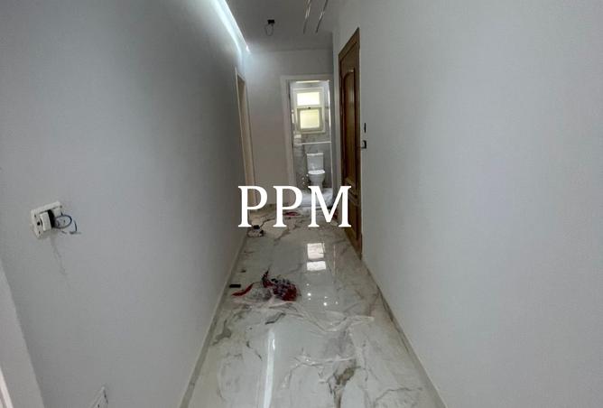 8330121 - Property Image 2