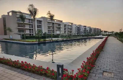 Apartment - 3 Bedrooms - 3 Bathrooms for sale in Moon Residences - Fifth Square - The 5th Settlement - New Cairo City - Cairo