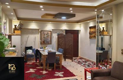 Apartment - 2 Bedrooms - 2 Bathrooms for sale in Nasr City - Cairo