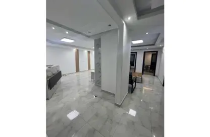 Office Space - Studio - 2 Bathrooms for rent in Maadi - Hay El Maadi - Cairo