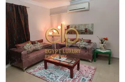 Apartment - 2 Bedrooms - 1 Bathroom for rent in Hadayek Al Mohandessin - 4th District - Sheikh Zayed City - Giza