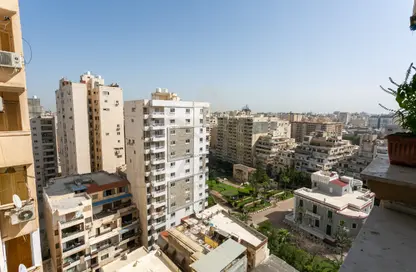 شقة - 3 غرف نوم - 2 حمامات للبيع في شارع حدايا باشا - جليم - حي شرق - الاسكندرية