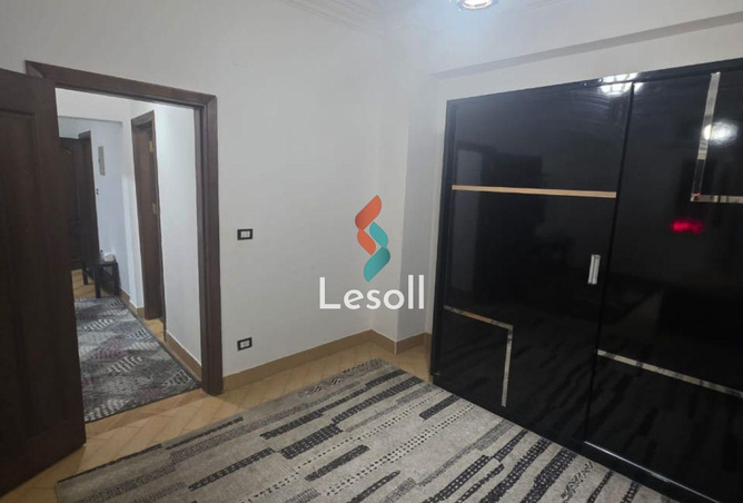 8426927 - Property Image 2