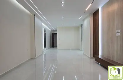 Apartment - 3 Bedrooms - 2 Bathrooms for sale in Gate 4 - Mena - Hadayek El Ahram - Giza