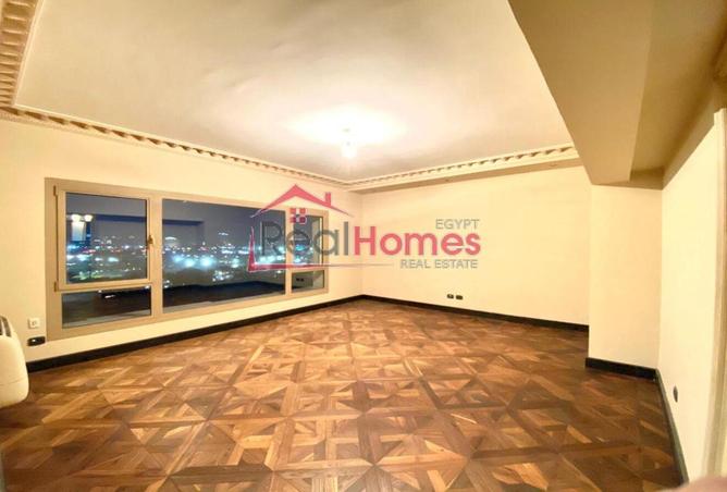 8223210 - Property Image 2