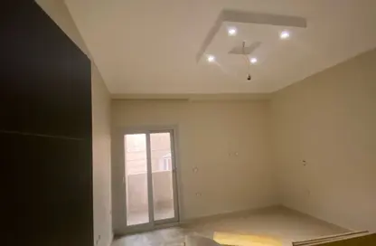 Apartment - 3 Bedrooms - 3 Bathrooms for sale in El Banafseg 4 - El Banafseg - New Cairo City - Cairo