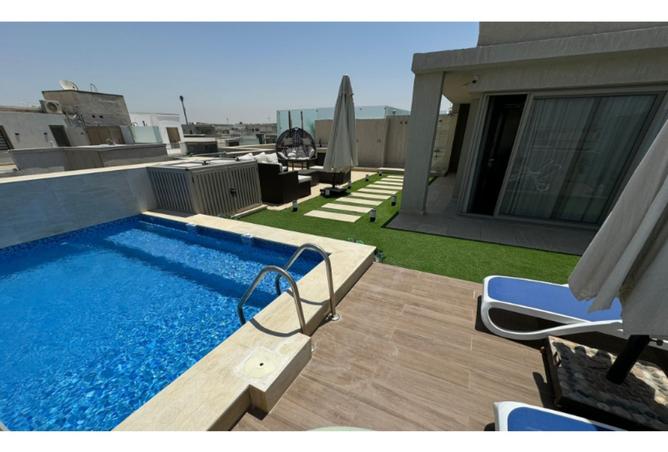 8007961 - Property Image 2