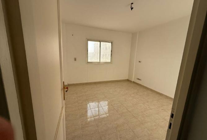 8072913 - Property Image 3