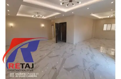 Apartment - 3 Bedrooms - 2 Bathrooms for rent in Al Gezira St. - South Investors Area - New Cairo City - Cairo