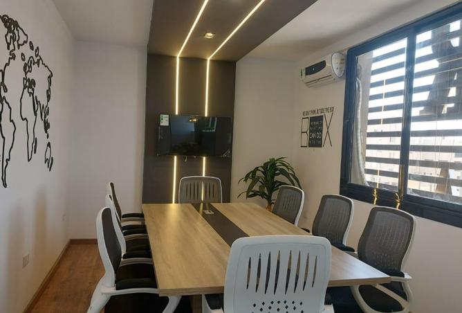 8302220 - Property Image 2