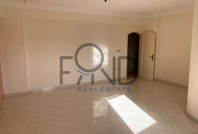 8144425 - Property Image 3