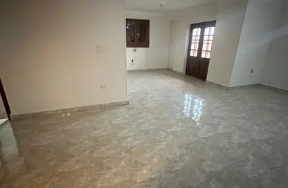 Apartment - 3 Bedrooms - 2 Bathrooms for rent in Street 198 - Degla - Hay El Maadi - Cairo
