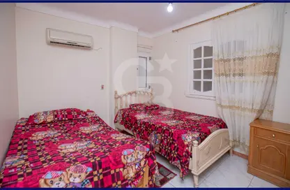 Apartment - 3 Bedrooms - 2 Bathrooms for sale in Wardat Al Yazghi St. - El Mandara - Hay Than El Montazah - Alexandria