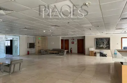 Office Space - Studio - 5 Bathrooms for rent in One Ninety Mall - South Teseen St. - The 5th Settlement - New Cairo City - Cairo