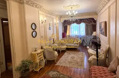 شقة - 3 غرف نوم - 1 حمام للبيع في شارع مدرسة طلعت مصطفى - مطار النزهة - حي شرق - الاسكندرية