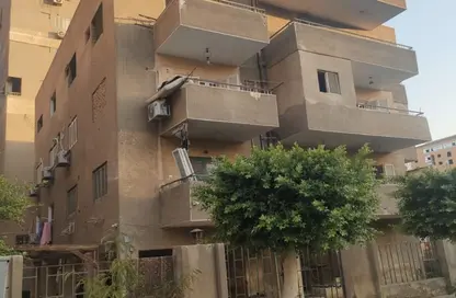 Whole Building - 7+ Bedrooms - 6 Bathrooms for sale in Nagaty Serag St. - 8th Zone - Nasr City - Cairo