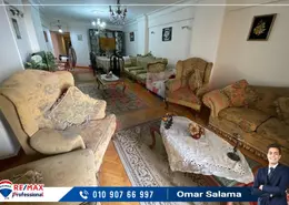 شقة - 3 غرف نوم - 2 حمامات للايجار في شارع كمال الدين صلاح - سموحة - حي شرق - الاسكندرية