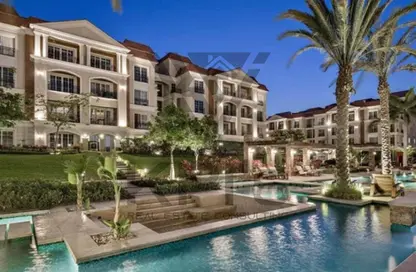 Apartment - 2 Bedrooms - 2 Bathrooms for sale in Regent's Square - 5th Settlement Compounds - The 5th Settlement - New Cairo City - Cairo