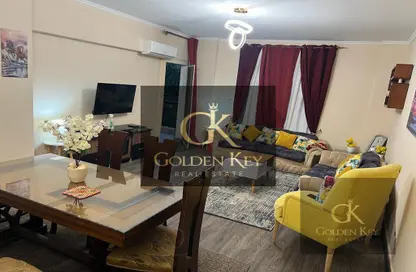 Apartment - 2 Bedrooms - 1 Bathroom for rent in El Rehab Extension - Al Rehab - New Cairo City - Cairo