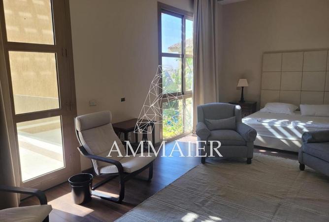 8566438 - Property Image 3