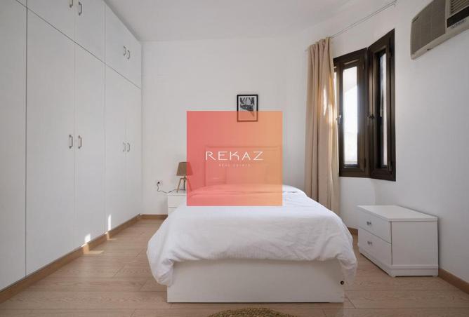 8482237 - Property Image 2