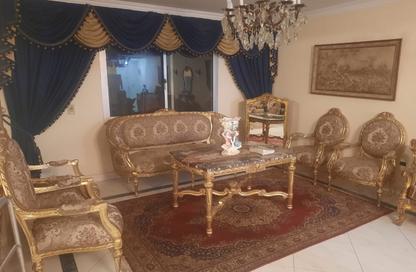Apartment - 2 Bedrooms - 1 Bathroom for sale in Nagaty Serag St. - 8th Zone - Nasr City - Cairo