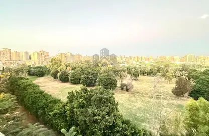 شقة - 3 غرف نوم - 2 حمامات للبيع في شارع ابو قير - سبورتنج - حي شرق - الاسكندرية