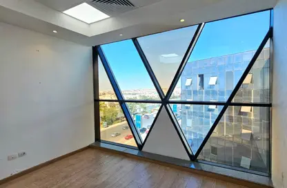 Office Space - Studio - 2 Bathrooms for rent in Cairo Business Plaza - North Teseen St. - The 5th Settlement - New Cairo City - Cairo