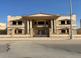 Villa - 5 bedrooms - 5 bathrooms for للبيع in Royal City - Sheikh Zayed Compounds - Sheikh Zayed City - Giza