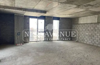 Office Space - Studio - 1 Bathroom for rent in Hyde Park Business District Mall - South Teseen St. - The 5th Settlement - New Cairo City - Cairo