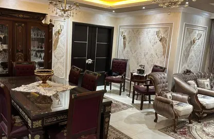 Apartment - 3 Bedrooms - 2 Bathrooms for sale in Al Gezira St. - South Investors Area - New Cairo City - Cairo