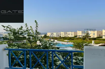 Chalet - 3 Bedrooms - 2 Bathrooms for sale in Mountain View - Ras Al Hekma - North Coast