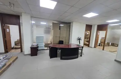 Office Space - Studio - 3 Bathrooms for rent in Zahraa El Maadi - Hay El Maadi - Cairo