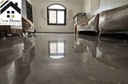 شقة - 3 غرف نوم - 2 حمامات للبيع في البوابة الثالثة القديمة - خفرع - حدائق الاهرام - الجيزة