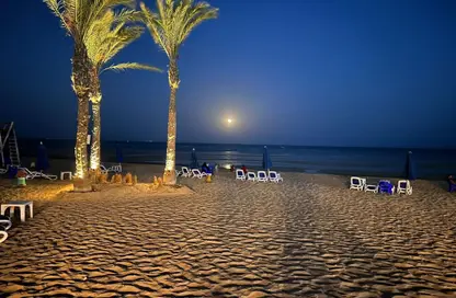 (بنتهاوس  (روف - 3 غرف نوم - 2 حمامات للبيع في اروما ريزيدنس - العين السخنة - السويس