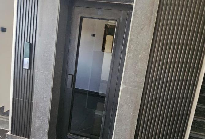 8370777 - Property Image 2