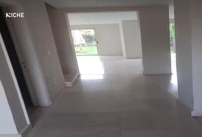 8266681 - Property Image 2