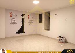 شقة - 1 غرفة نوم for للايجار in شارع ناصر - كامب شيزار - حي وسط - الاسكندرية