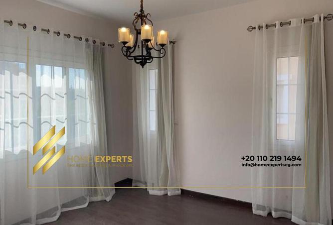 8268401 - Property Image 3