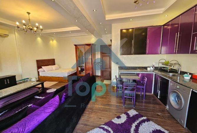 8220966 - Property Image 2