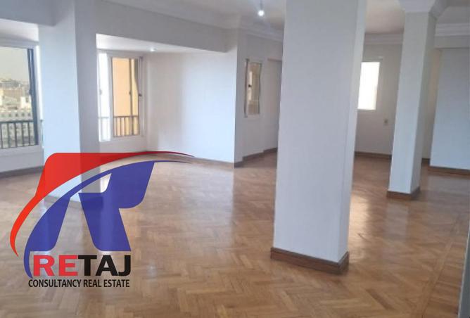 8347930 - Property Image 2