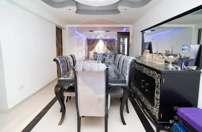 Apartment - 3 Bedrooms - 1 Bathroom for sale in Camp Chezar - Hay Wasat - Alexandria