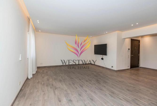 8233270 - Property Main Image