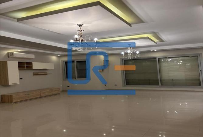 8205361 - Property Image 3