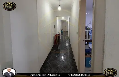 شقة - 4 غرف نوم - 2 حمامات للبيع في ميامي - حي اول المنتزة - الاسكندرية